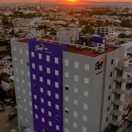 Sleep Inn Leon Antares Exteriér fotografie