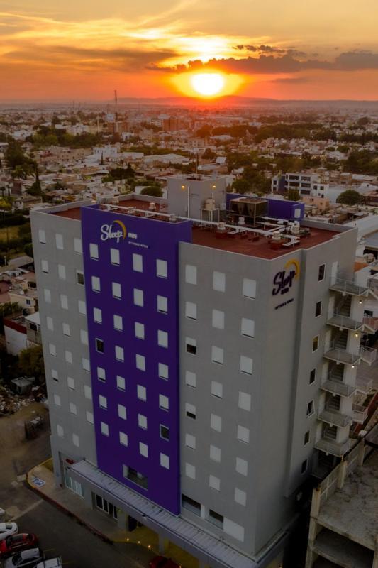 Sleep Inn Leon Antares Exteriér fotografie
