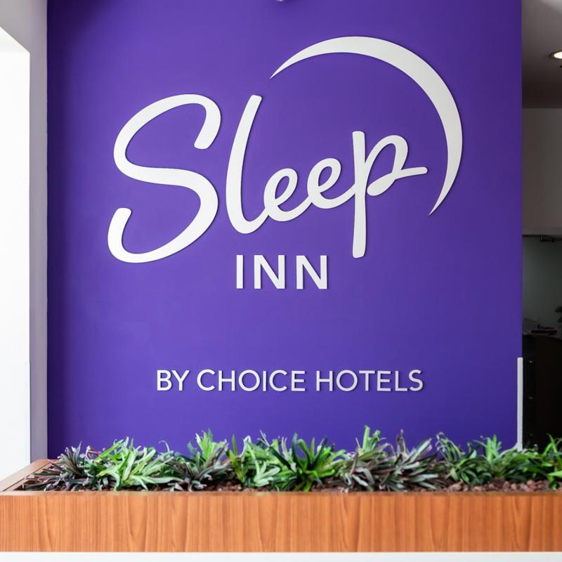 Sleep Inn Leon Antares Exteriér fotografie