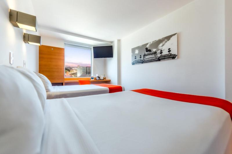 Sleep Inn Leon Antares Exteriér fotografie