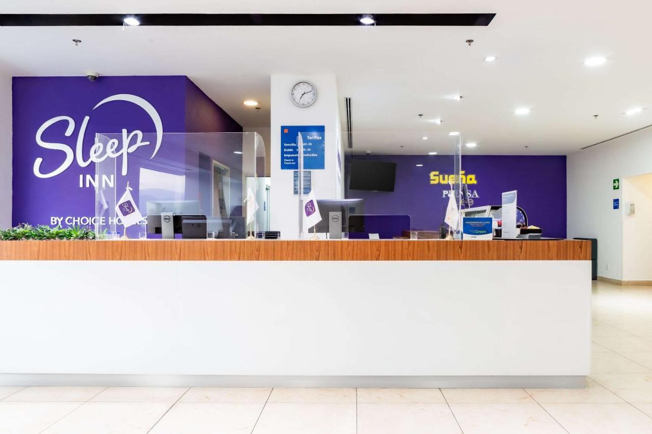 Sleep Inn Leon Antares Exteriér fotografie