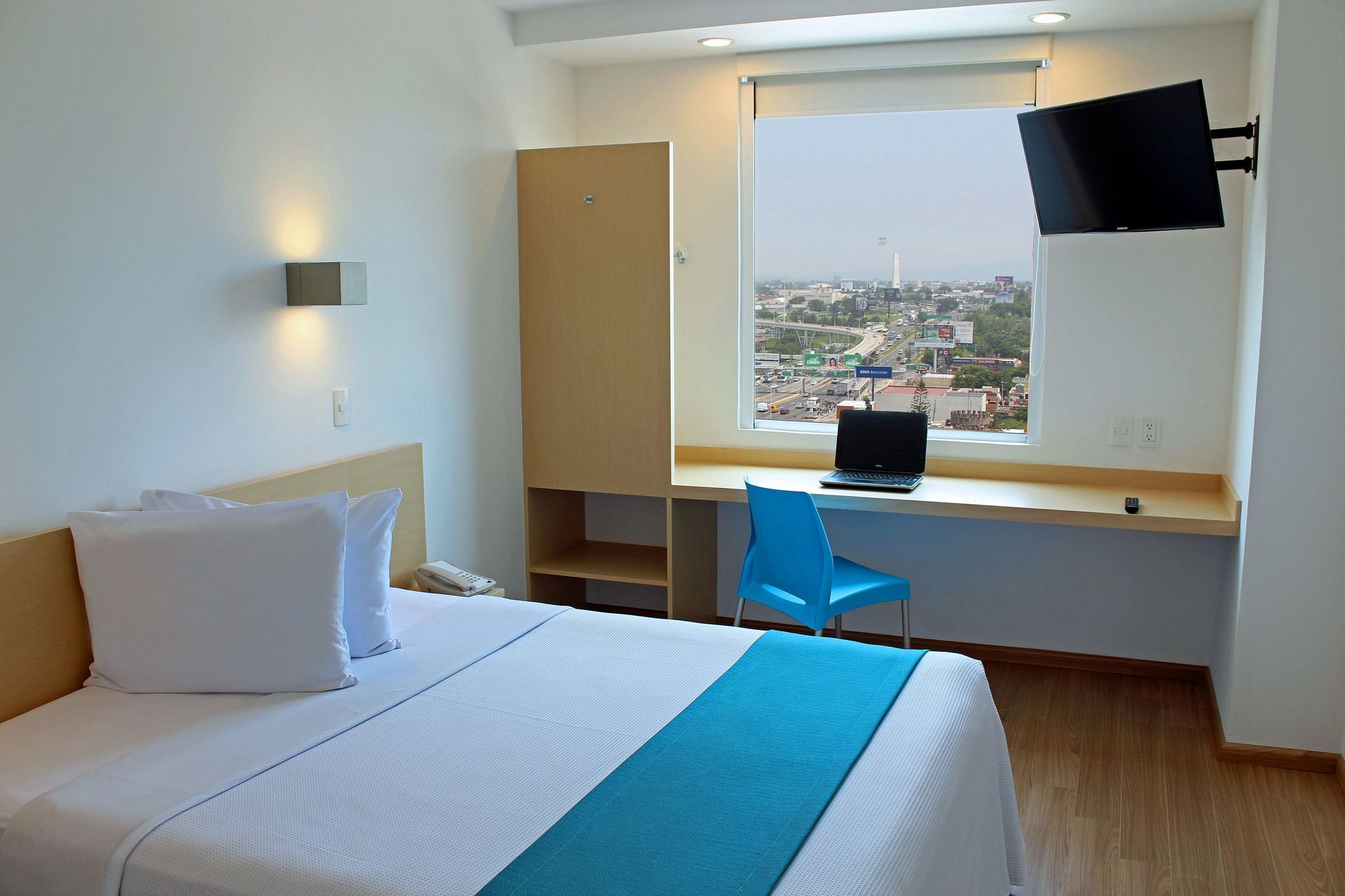Sleep Inn Leon Antares Exteriér fotografie